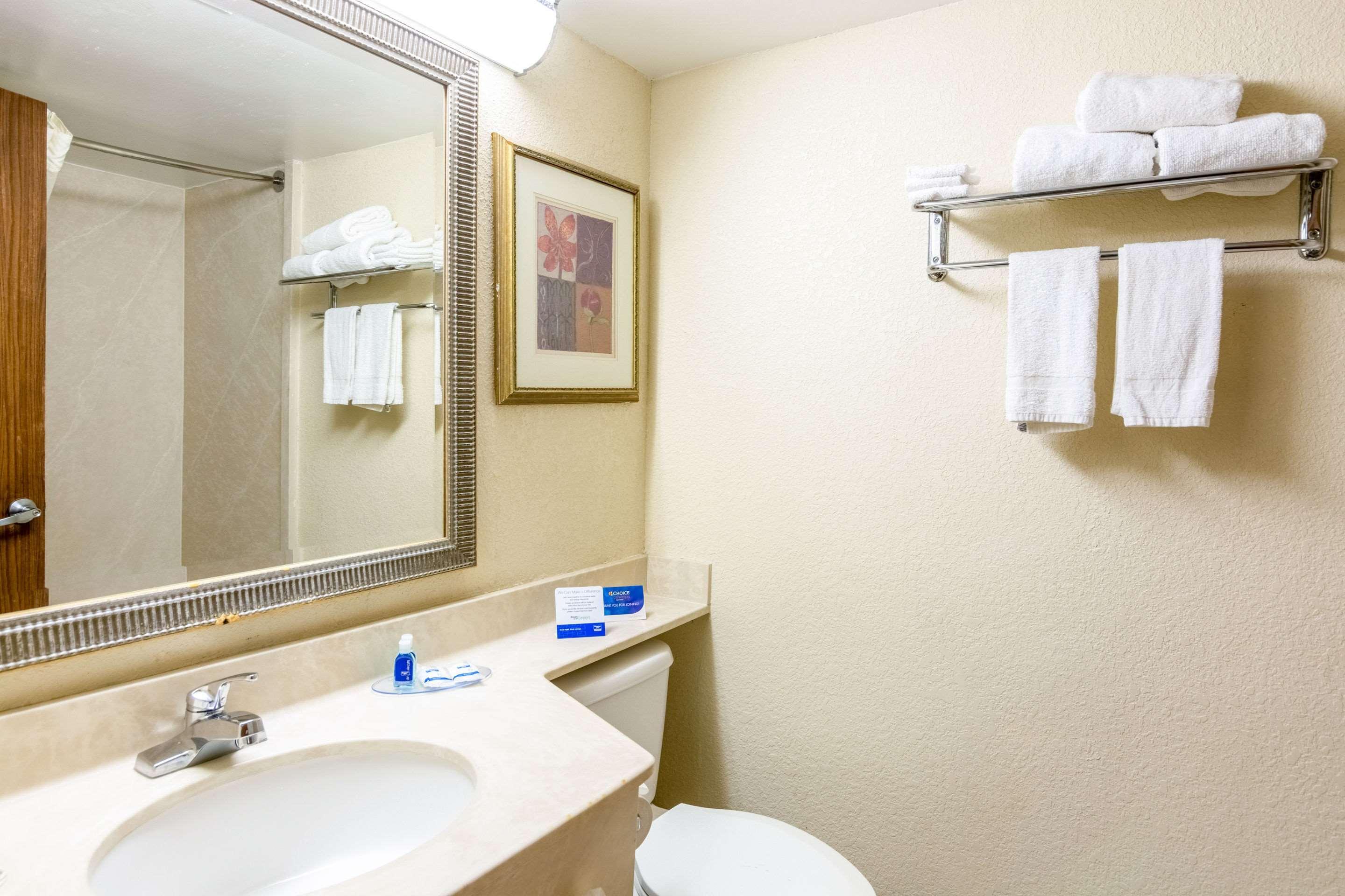 Rodeway Inn Central Richmond Luaran gambar